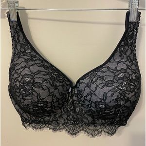 Truust Jessica:The Lace Plunge